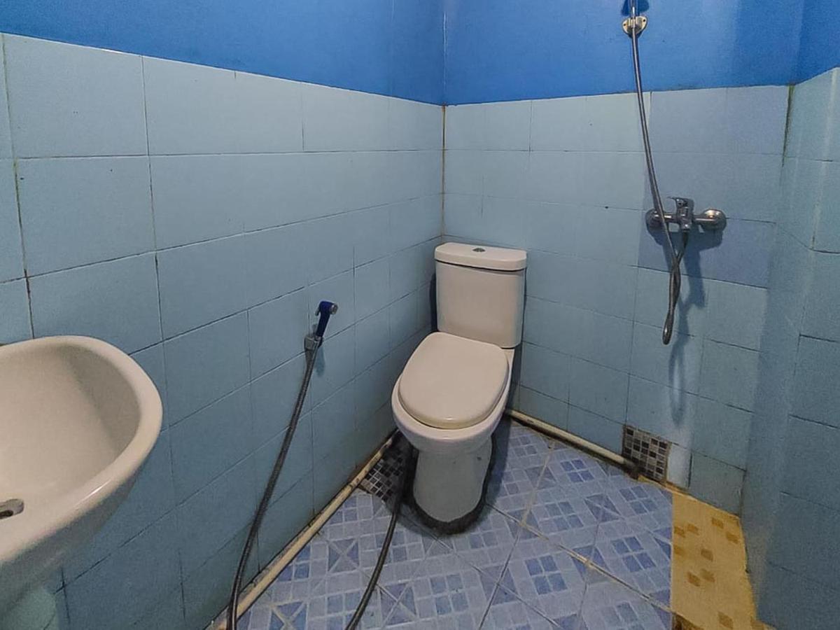 Отель Reddoorz @ Tanjung Selor Экстерьер фото